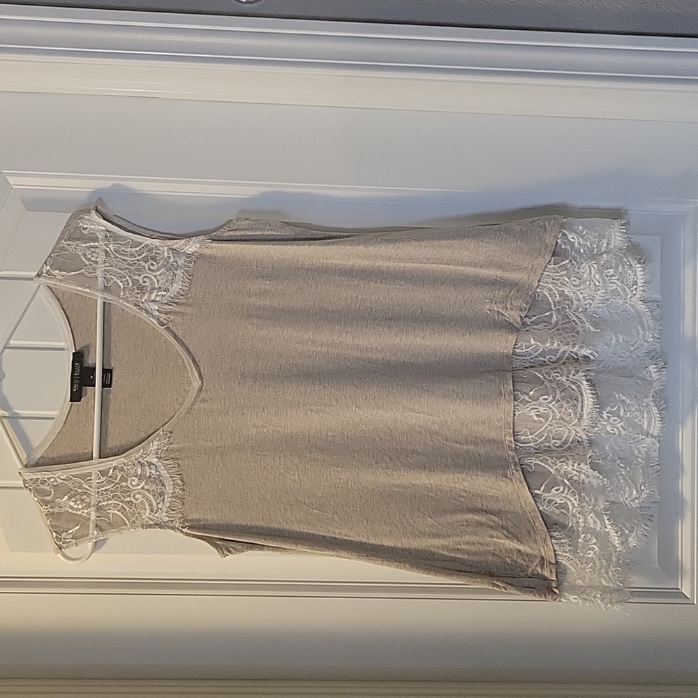 White house black market lace edged tank top med